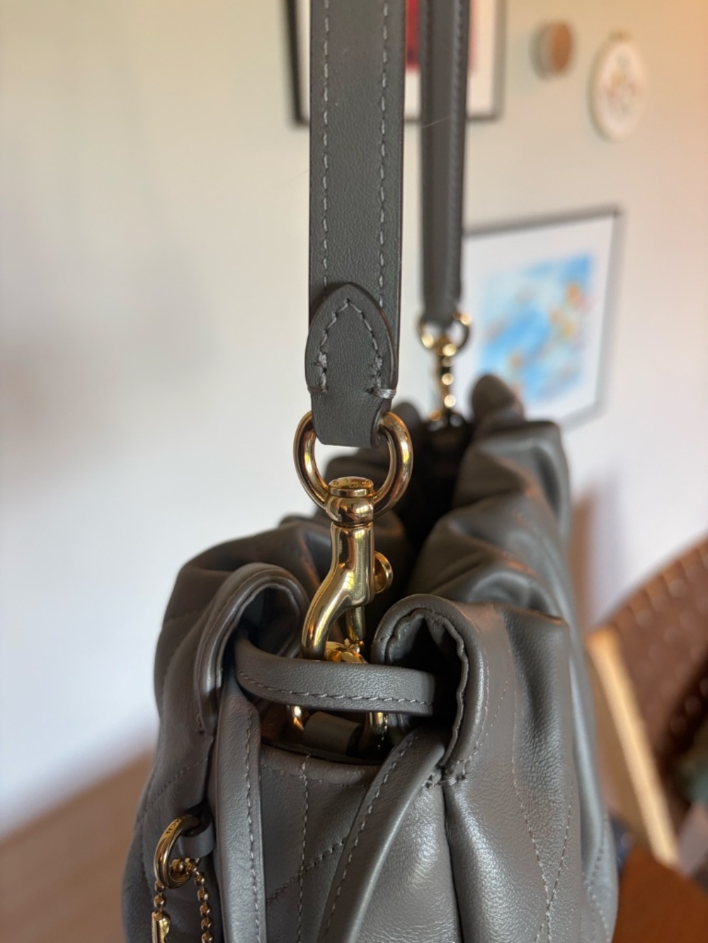 Faye Shoulder Bag With Quilting - Picture 7 of 9